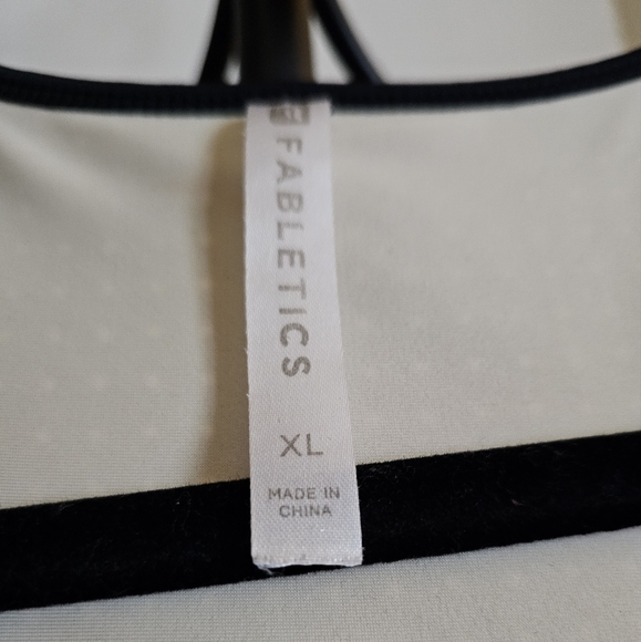 Touch Down - Picture 6 of 8